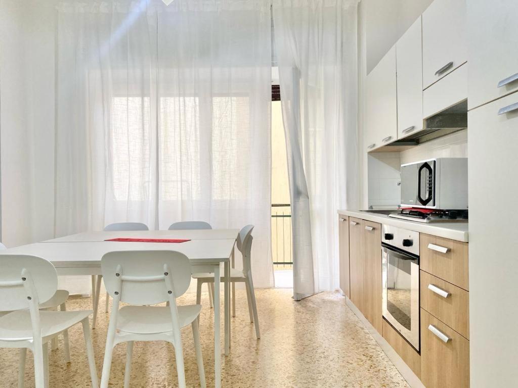 Affittacamere Central Concordia Salerno Eksteriør billede